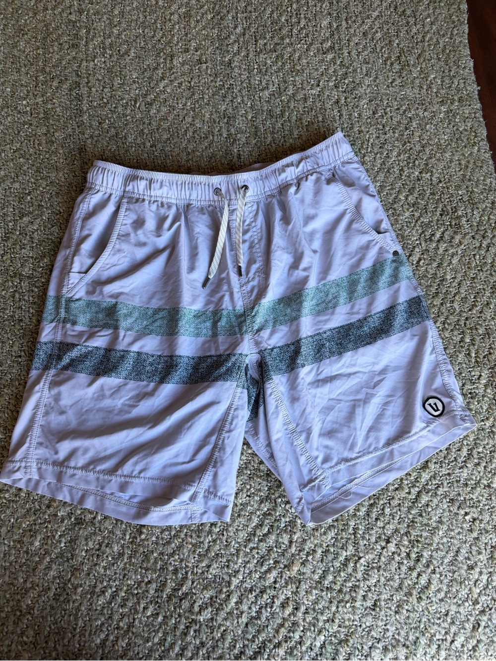 Vuori White Athletic Shorts with Teal and Gray Stripes